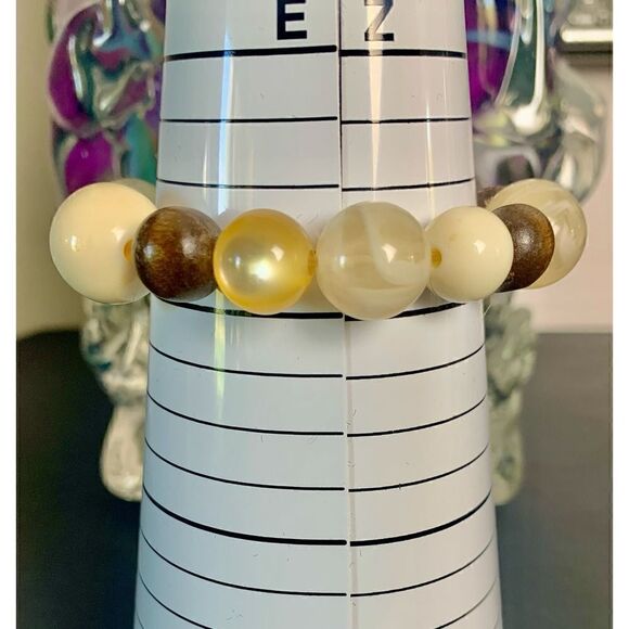 Vintage Beads and Beaches Bracelets - Set of 2, Unmarked - Picture 3 of 5